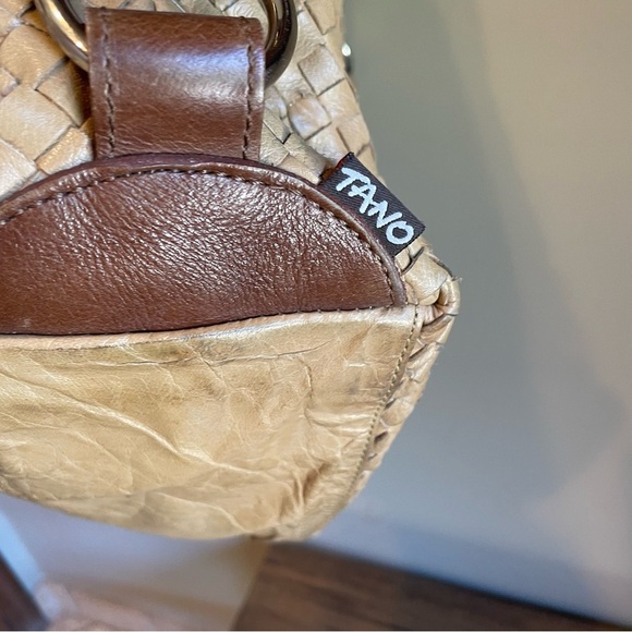 TANO Large Woven Tan Leather Shoulder Purse - Picture 5 of 9
